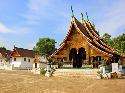 Picture of Luang Prabang – Discovery of golden temples – Kuang Si Waterfalls