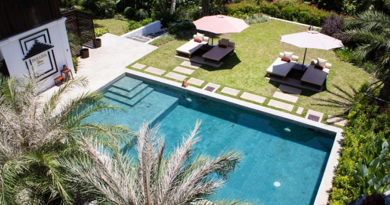 Swimming Pool Parasol Blanc