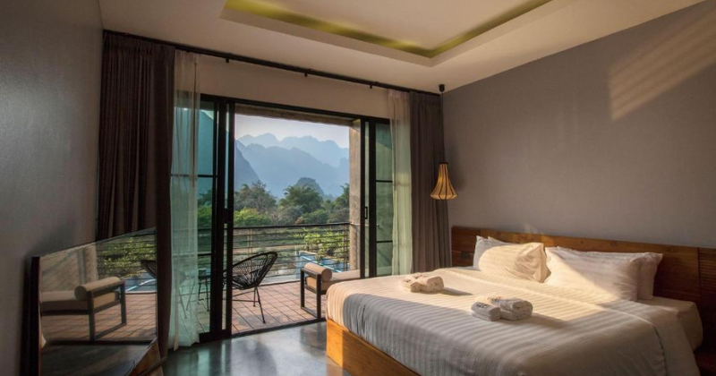 Room Inthira Vang Vieng